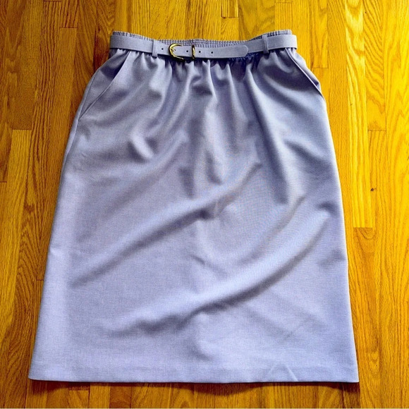 TanJay Vintage Lilac Purple Straight/Pencil Skirt with Gold Trim Belt - Picture 1 of 10